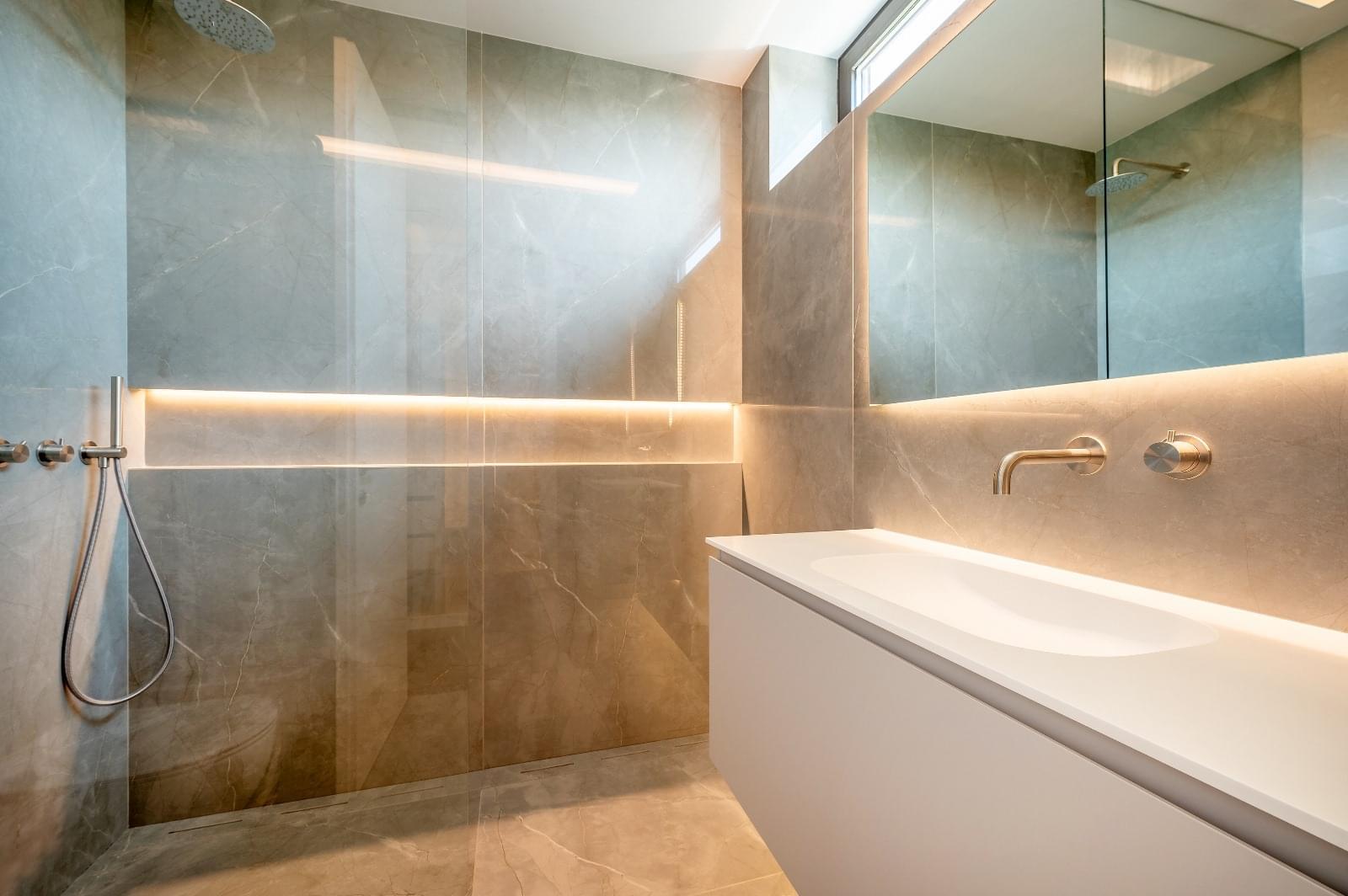 Moradia T5 + 2 com piscina, Restelo, Lisboa - Imagem 32