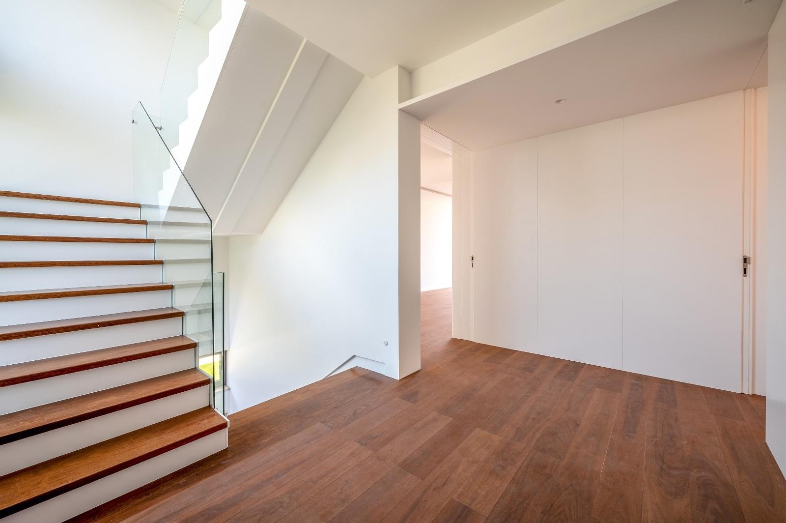 Moradia T5 + 2 com piscina, Restelo, Lisboa - Imagem 29