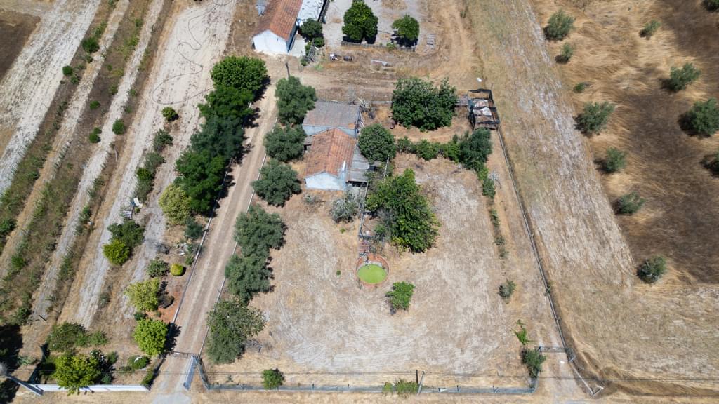 2 Bedroom Detached house with parking, Grandola 1628675921