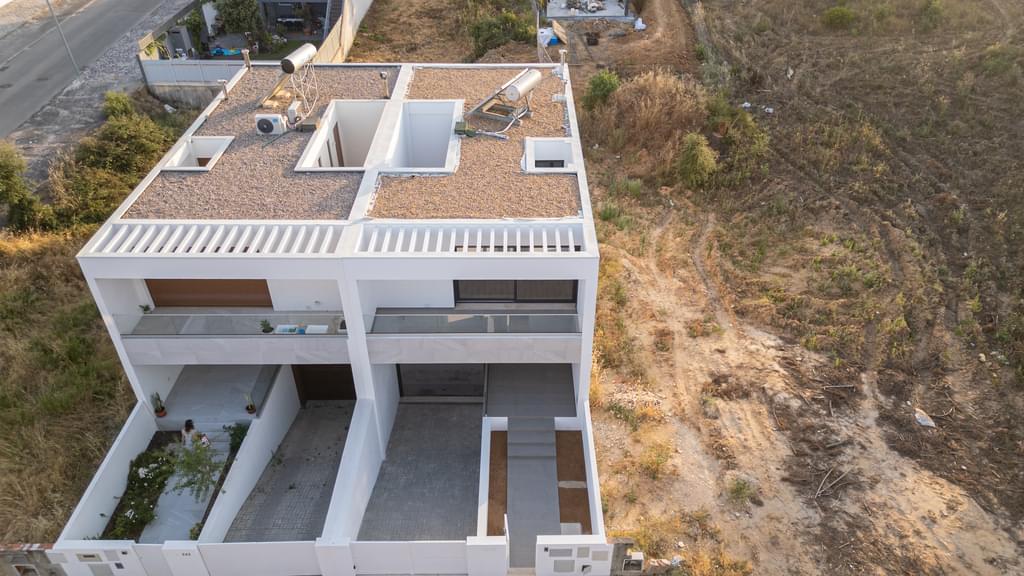 3 Bedroom Semi-detached house with swimming pool, Quinta da Amizade, Setúbal