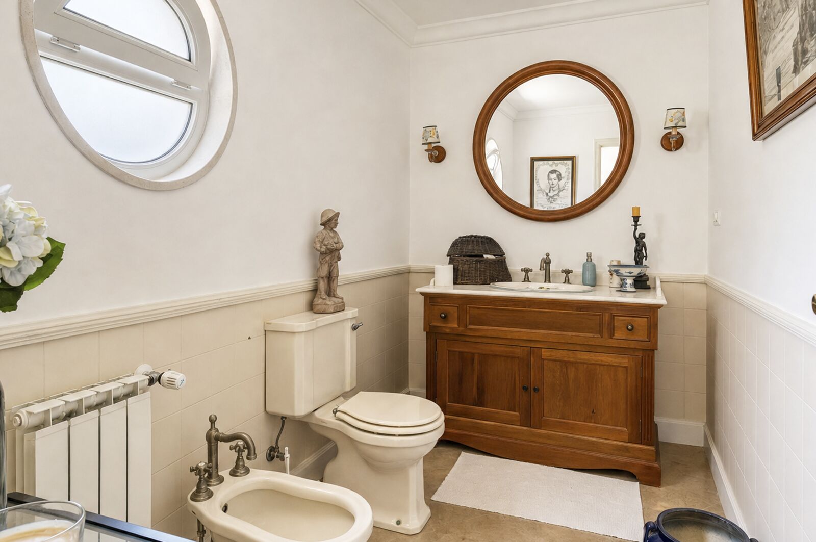5 Bedroom Villa/Townhouse's Image 9