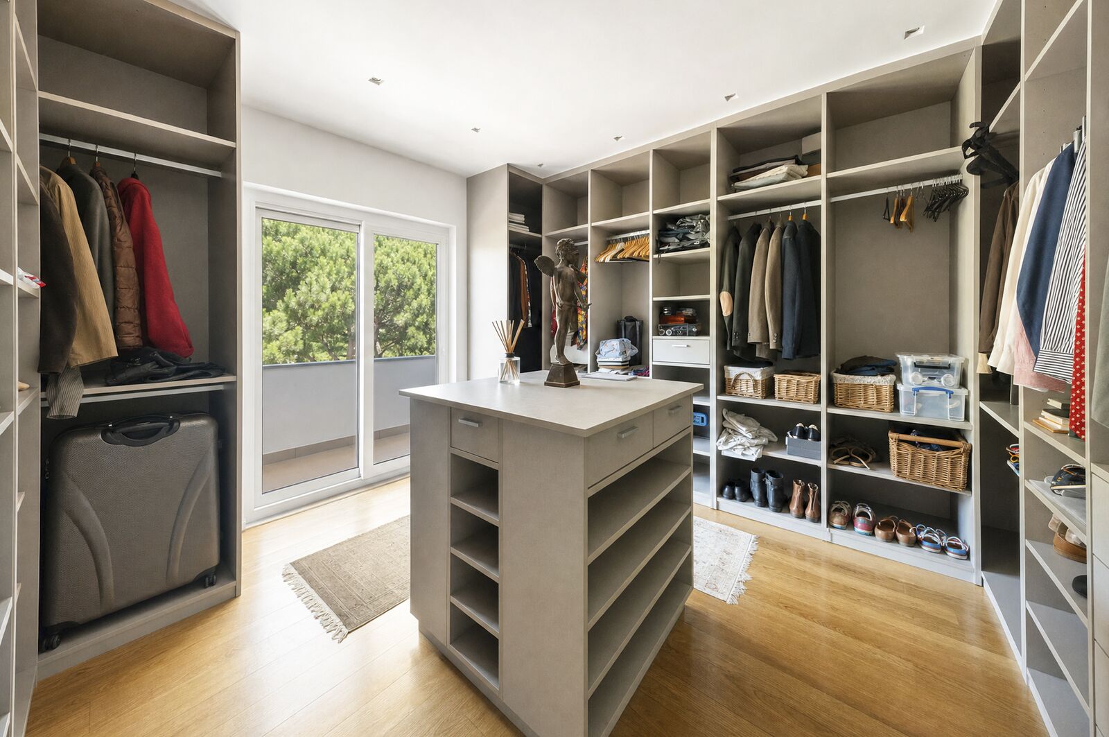 5 Bedroom Villa/Townhouse's Image 25