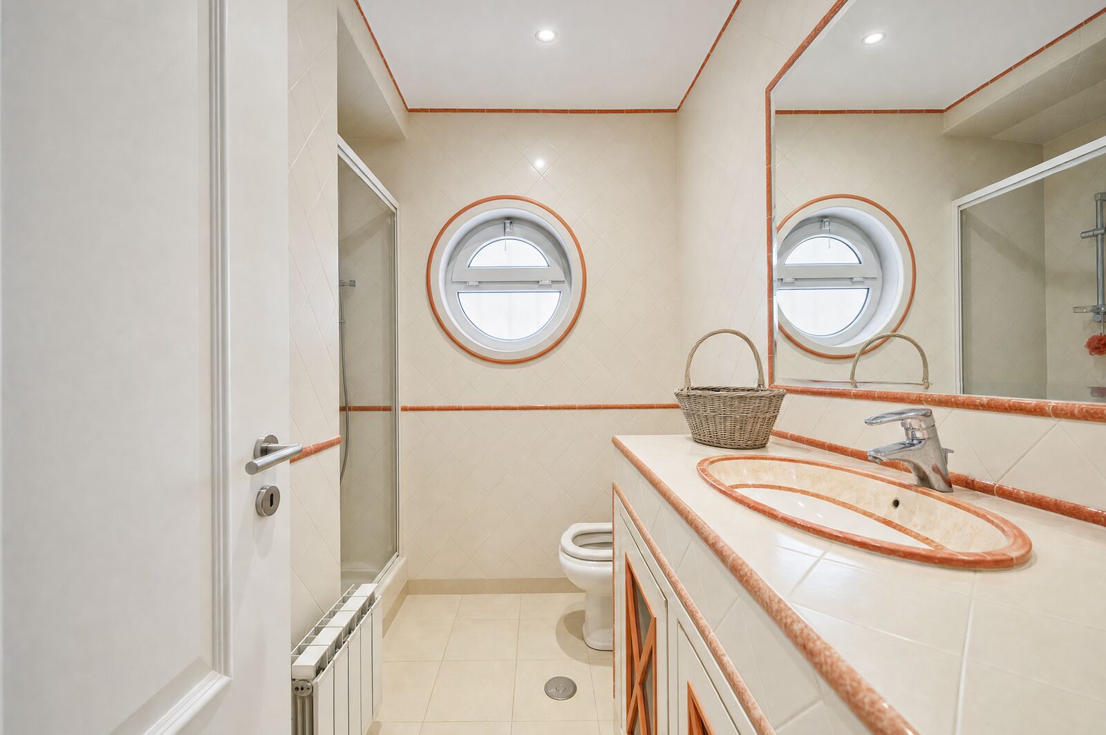 5 Bedroom Villa/Townhouse's Image 39
