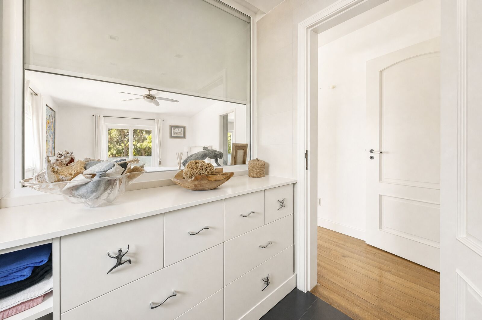 5 Bedroom Villa/Townhouse's Image 4