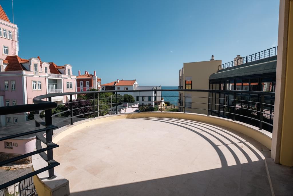 3 Bedroom Apartment with swimming pool, Estoril, Cascais 1096297628