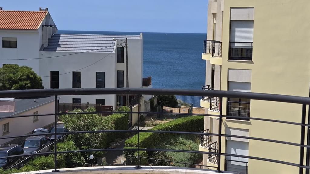 3 Bedroom Apartment with swimming pool, Estoril, Cascais 1096297628