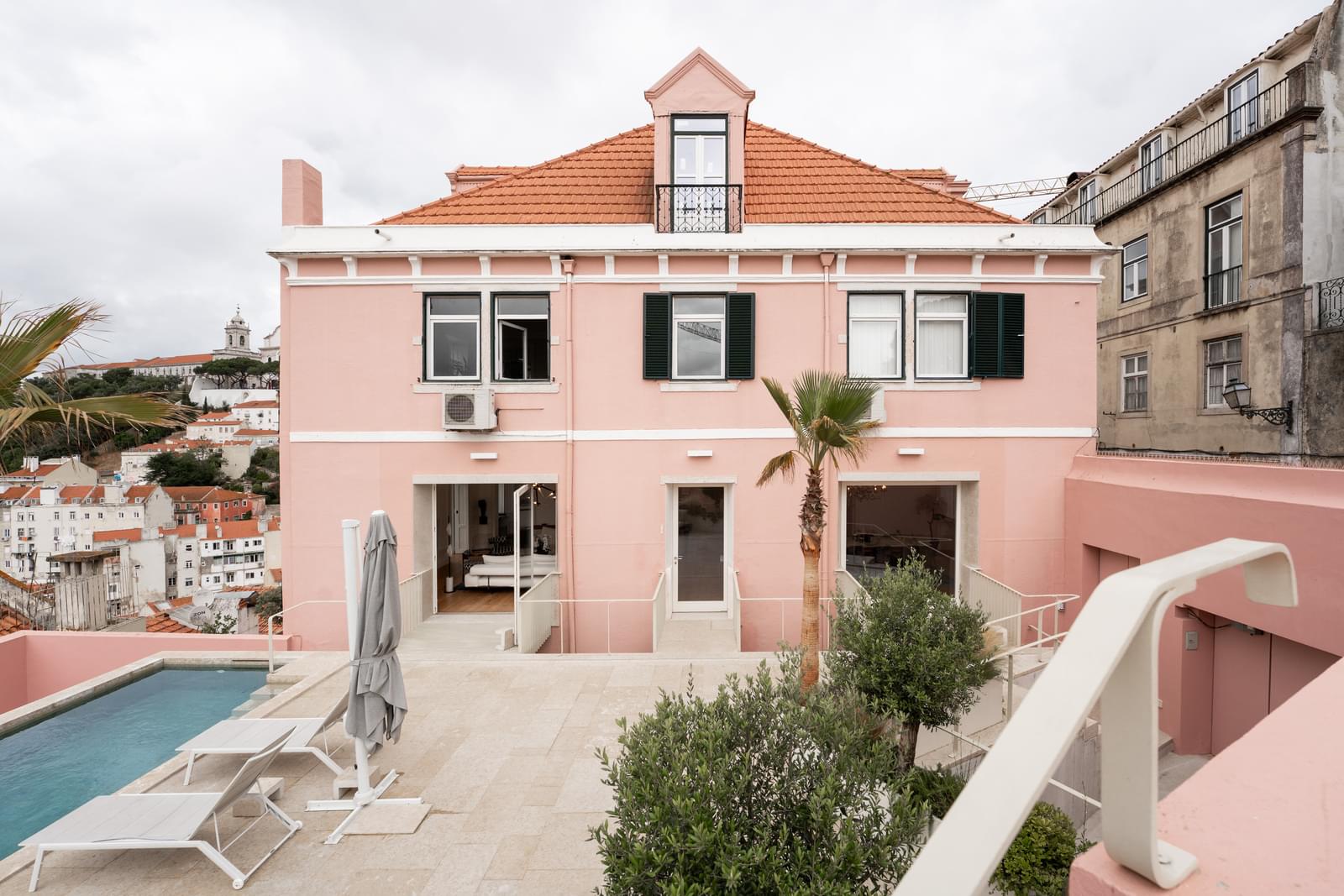 Andar de Moradia T3 + 1 com piscina, Castelo, Lisboa - Imagem 8
