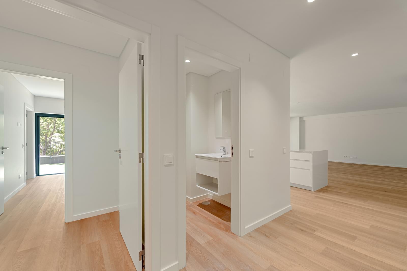 Apartamento T2 com jardim, Miraflores, Oeiras - Imagem 3