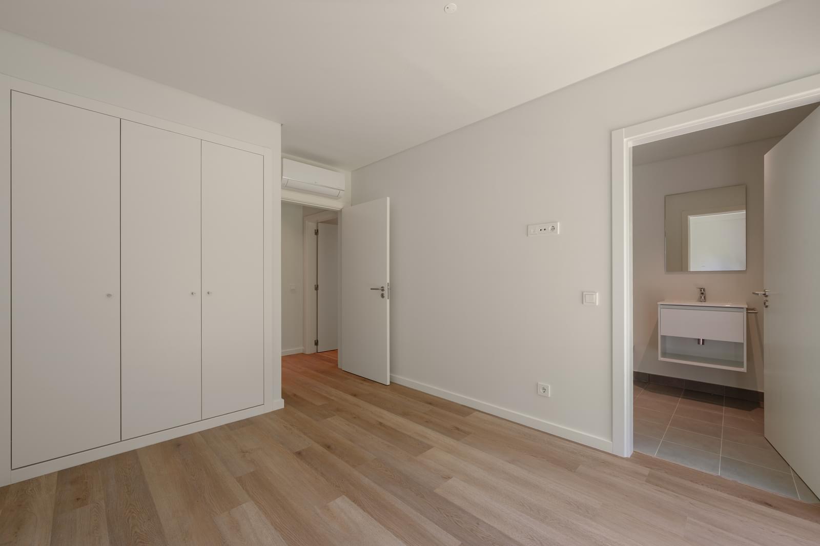 Apartamento T2 com jardim, Miraflores, Oeiras - Imagem 14