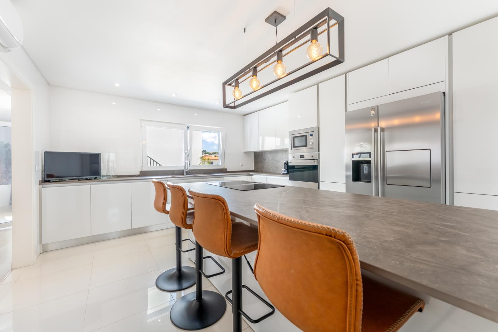 Moradia T4 + 2 com piscina, Parede, Cascais - Imagem 11