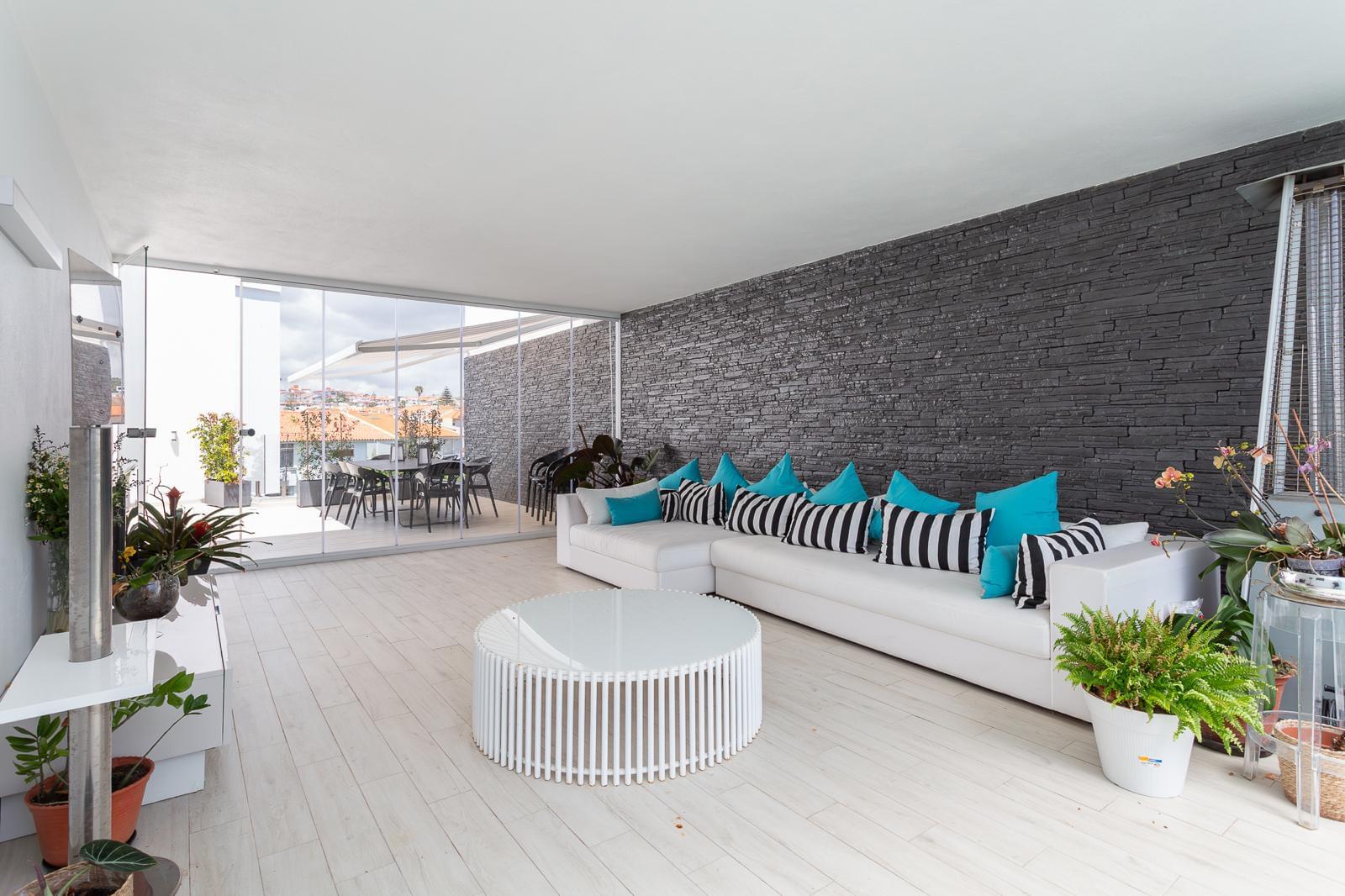 Moradia T4 + 2 com piscina, Parede, Cascais - Imagem 14