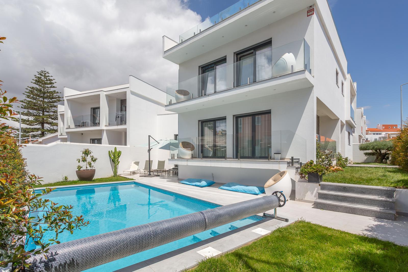 Moradia T4 + 2 com piscina, Parede, Cascais - Imagem 38