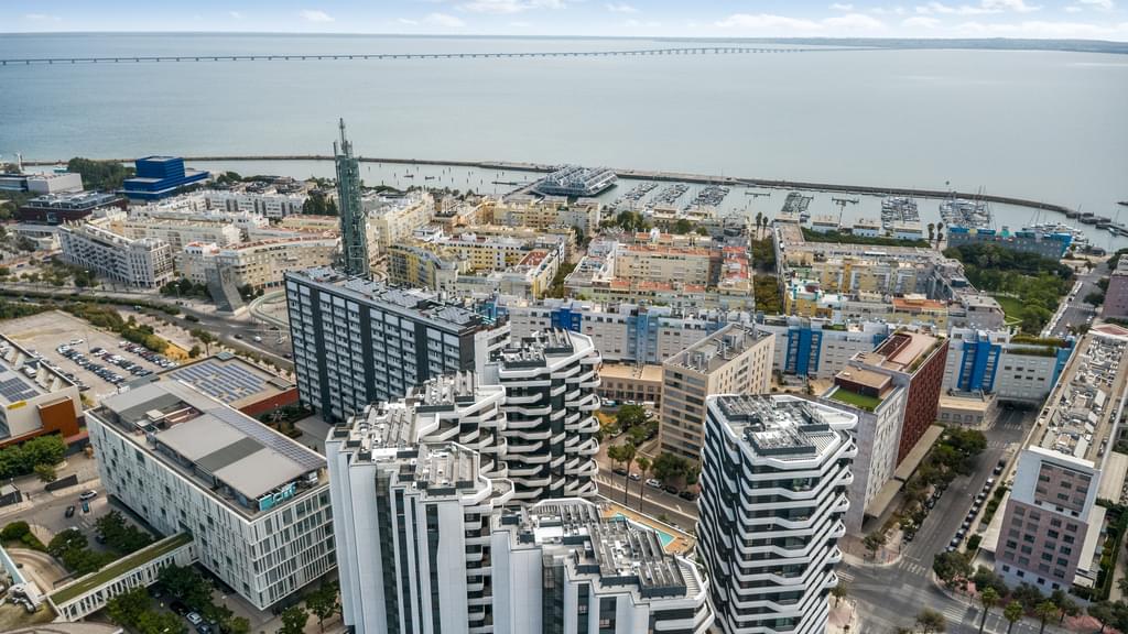 2 Bedroom Apartment with swimming pool, Parque das Nações, Lisboa 609379222