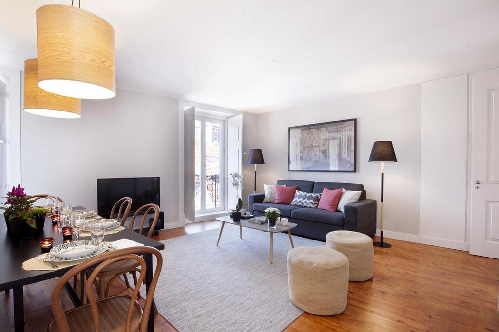 1 Bedroom Apartment with a view, Misericórdia, Lisboa 2825628171