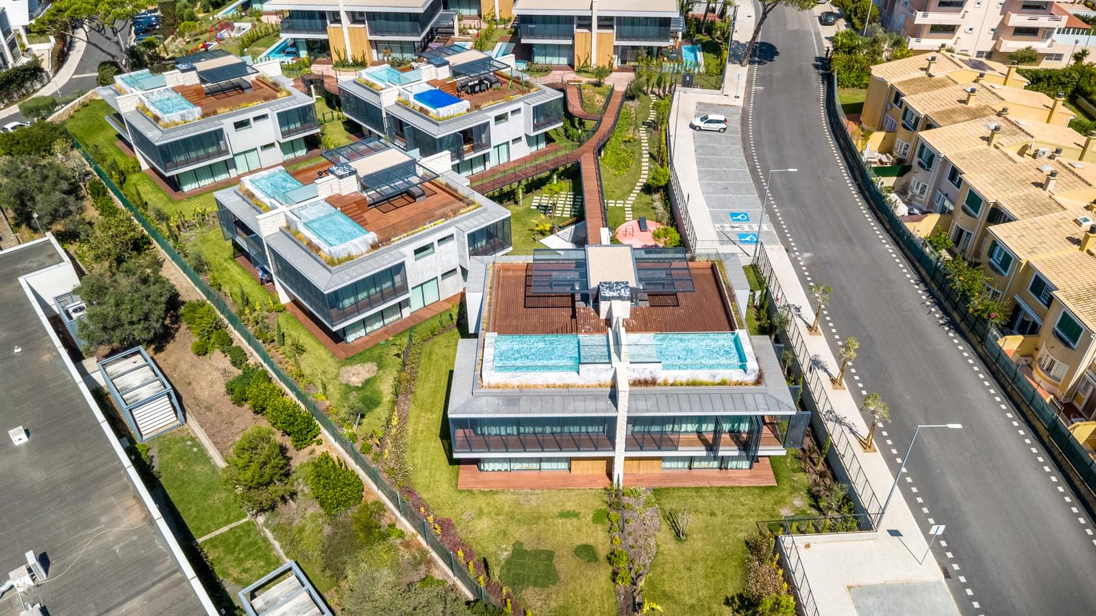 Moradia Geminada T4 + 1 com jardim, Cascais - Imagem 42