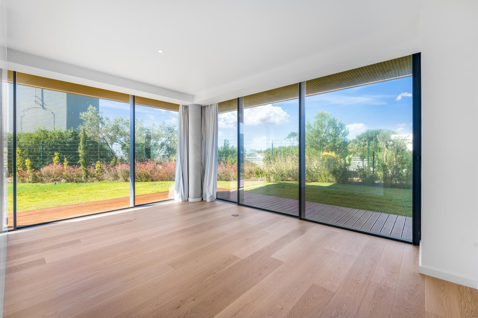 Moradia Geminada T4 + 1 com jardim, Cascais - Imagem 16