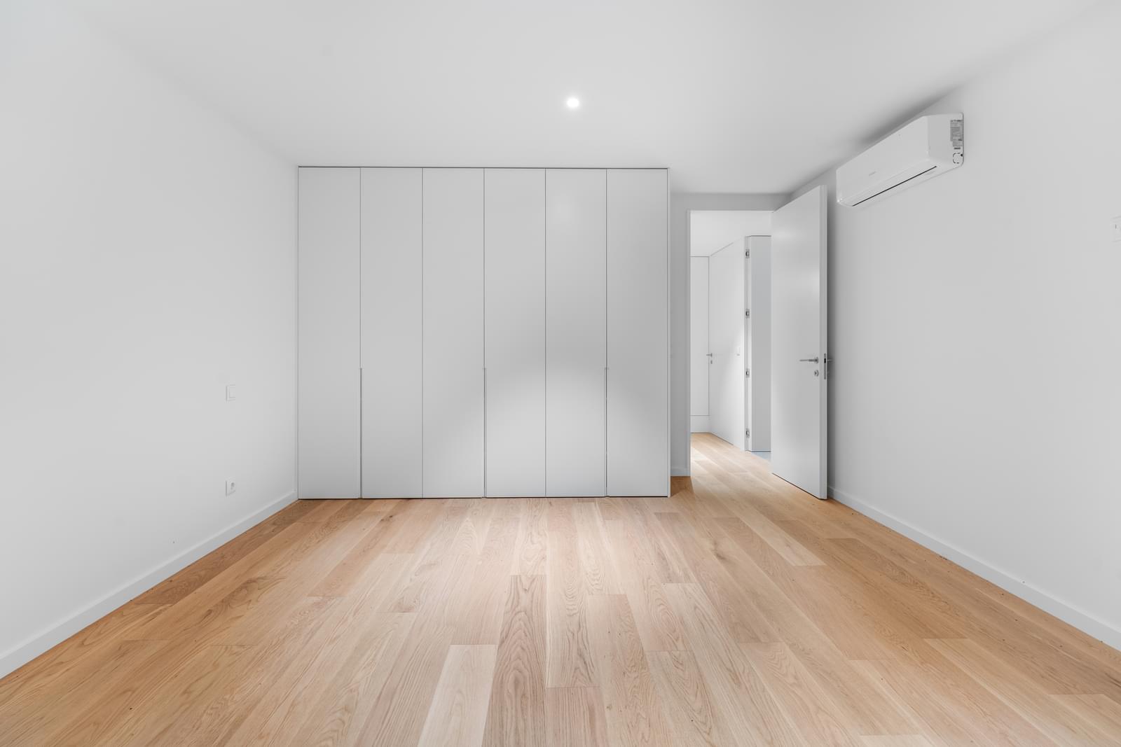 Moradia Geminada T4 + 1 com jardim, Cascais - Imagem 31