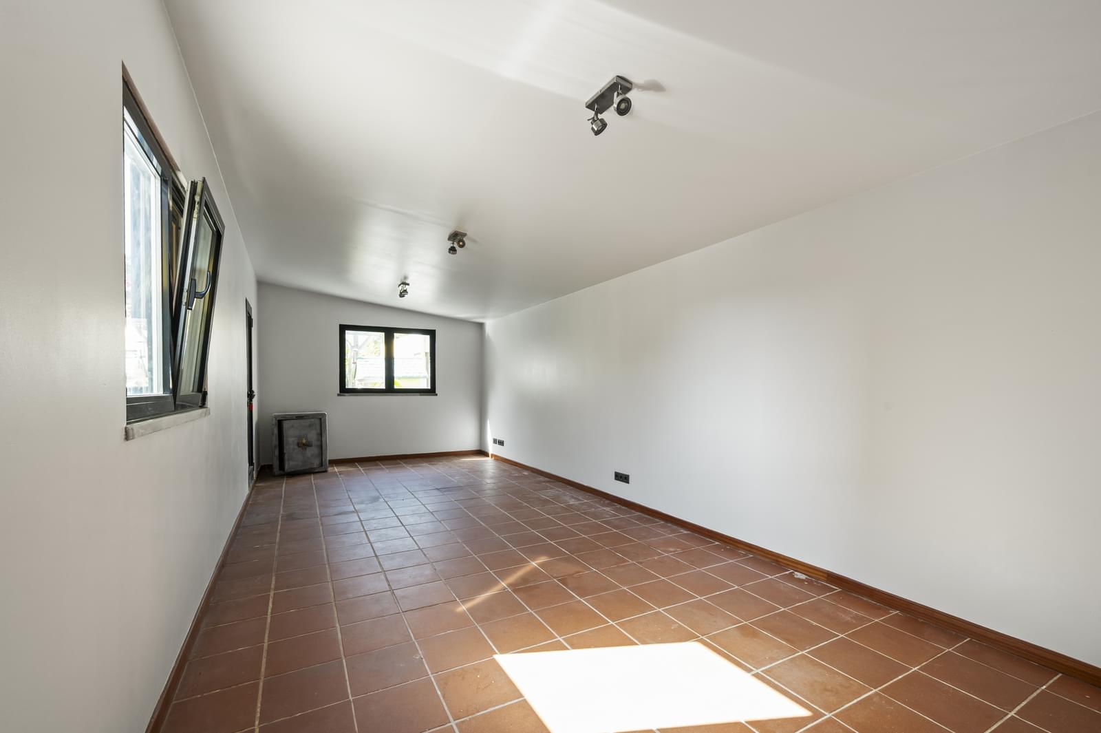 Moradia T5 com piscina, Parede, Cascais - Imagem 31