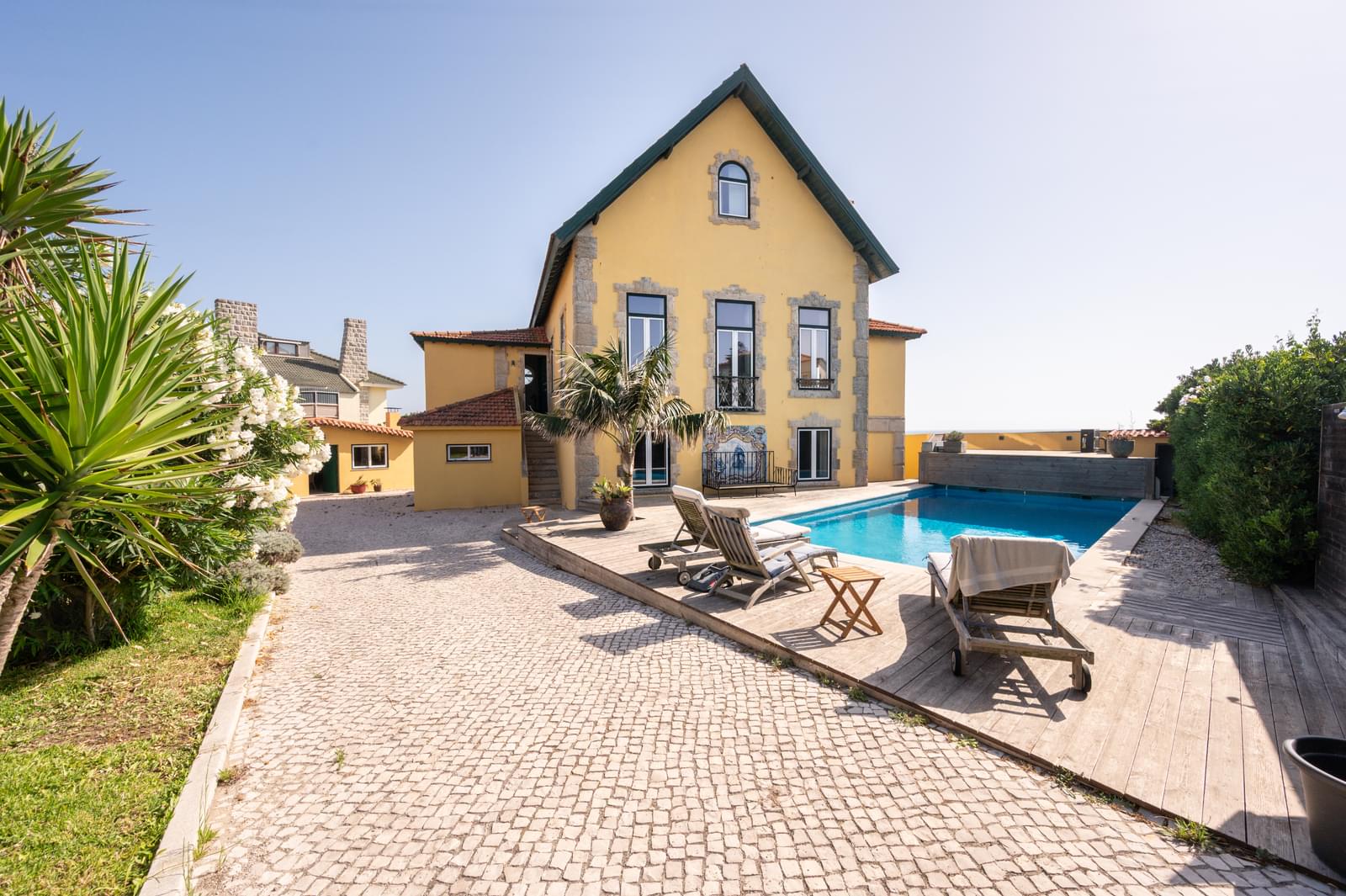 Moradia T5 com piscina, Parede, Cascais - Imagem 3