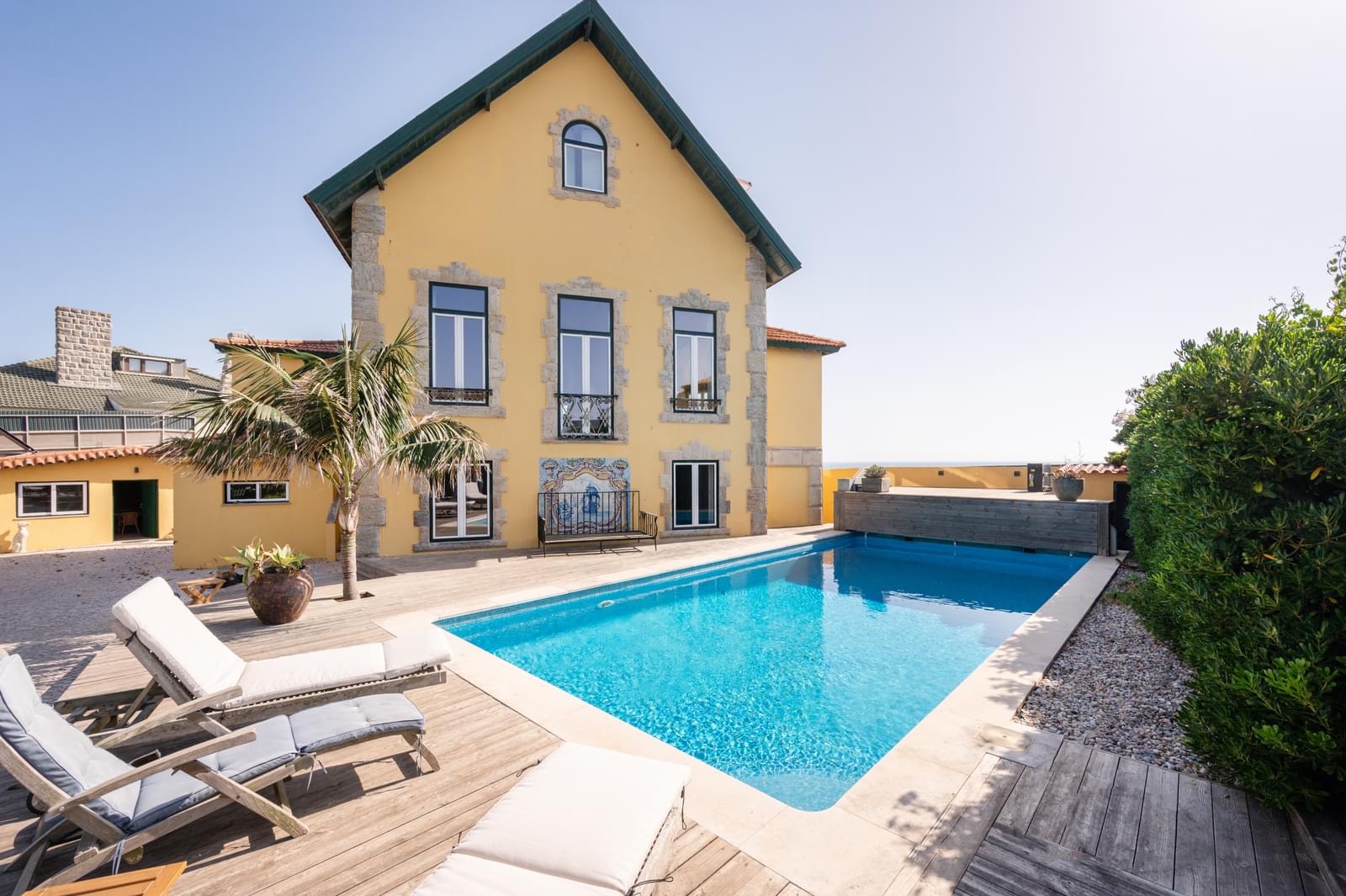 Moradia T5 com piscina, Parede, Cascais - Imagem 2