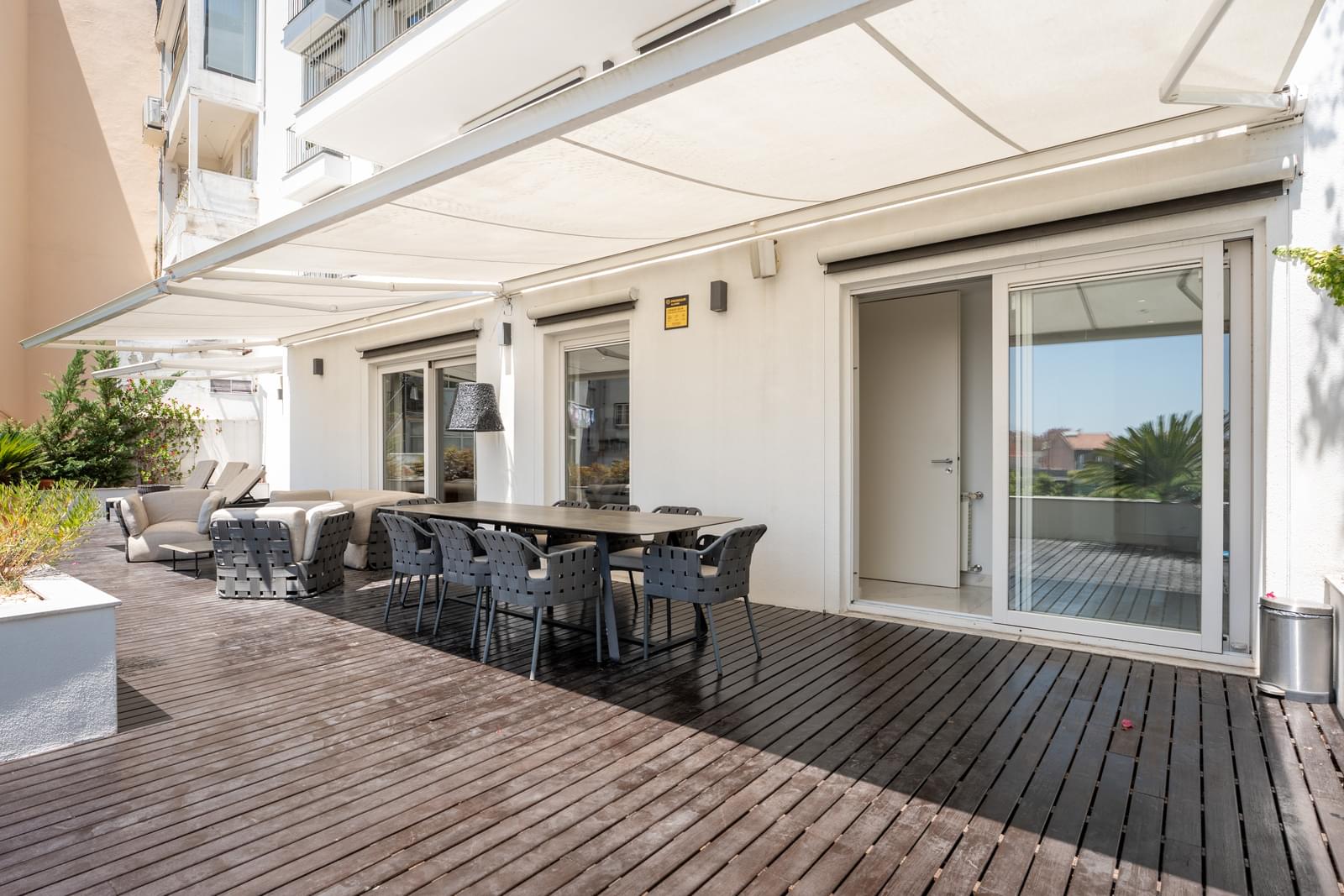 Duplex T3 + 2 com jardim, Lapa, Lisboa - Imagem 14