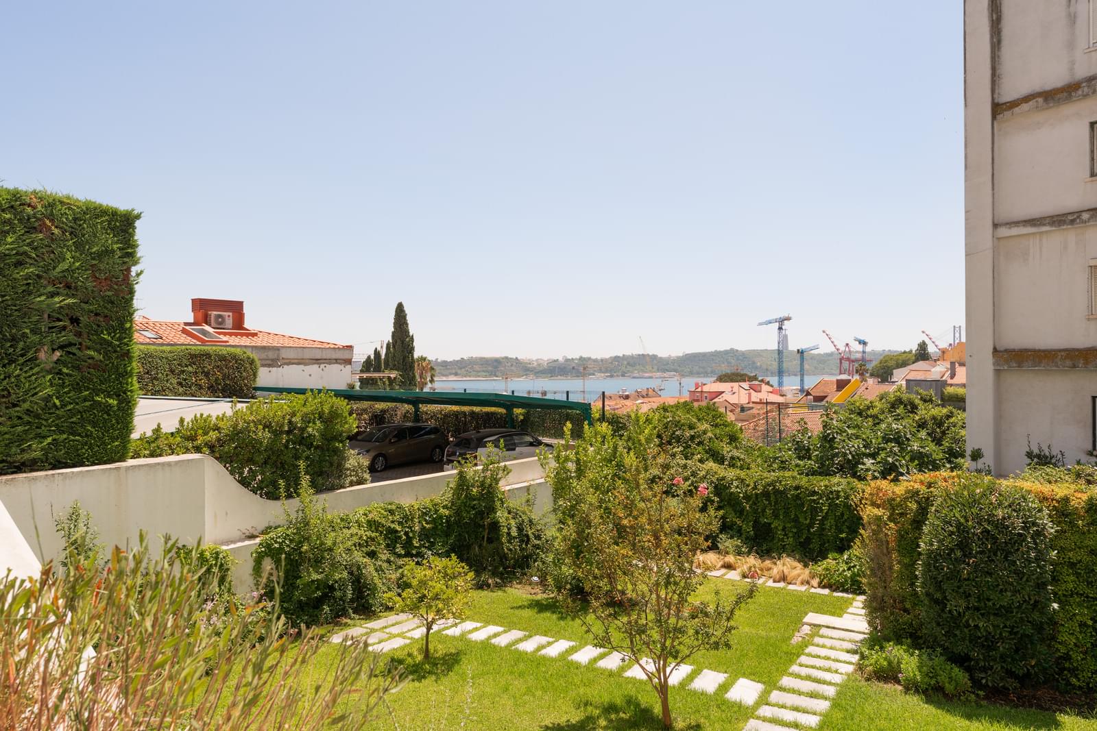 Duplex T3 + 2 com jardim, Lapa, Lisboa - Imagem 17