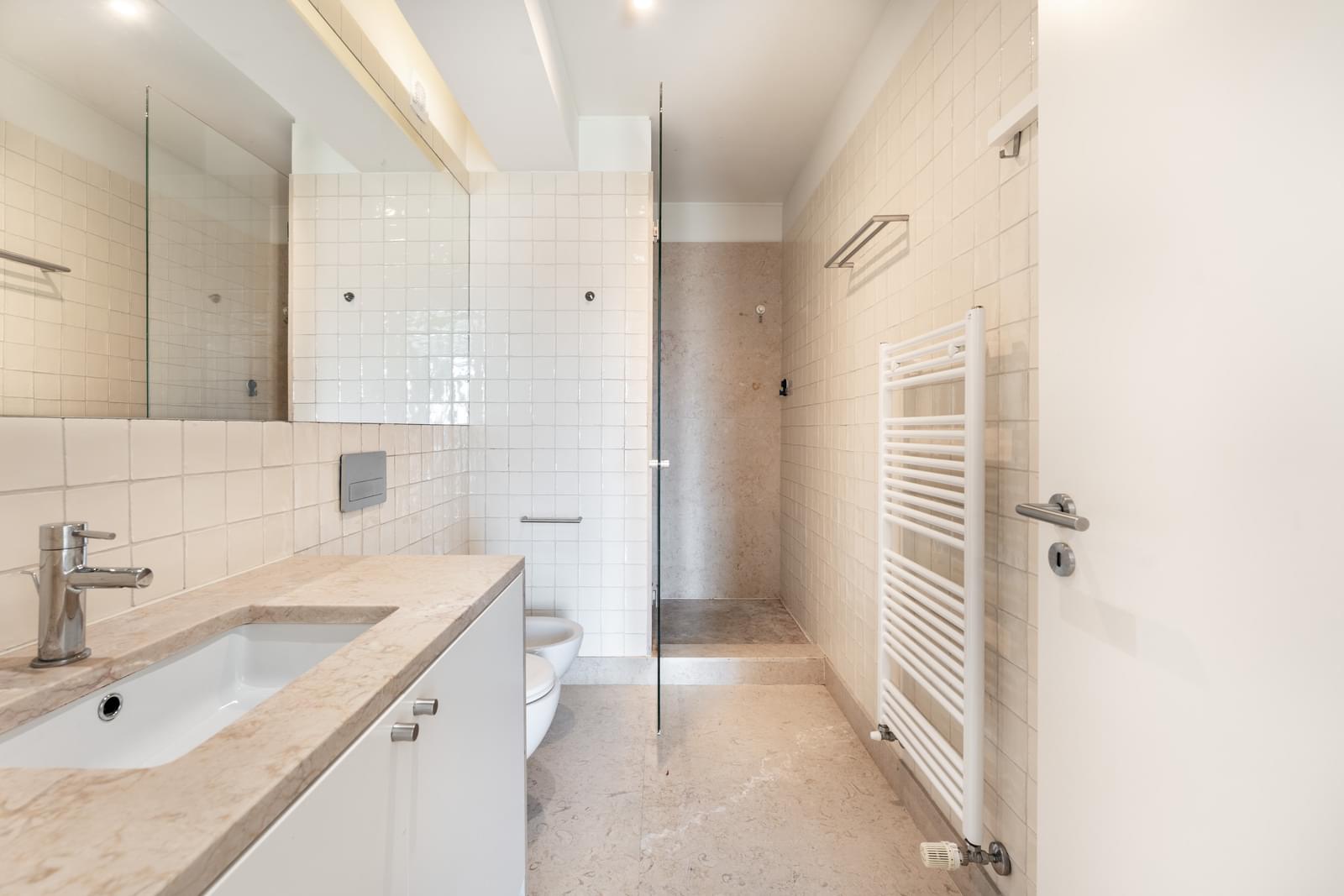 Duplex T3 + 2 com jardim, Lapa, Lisboa - Imagem 32