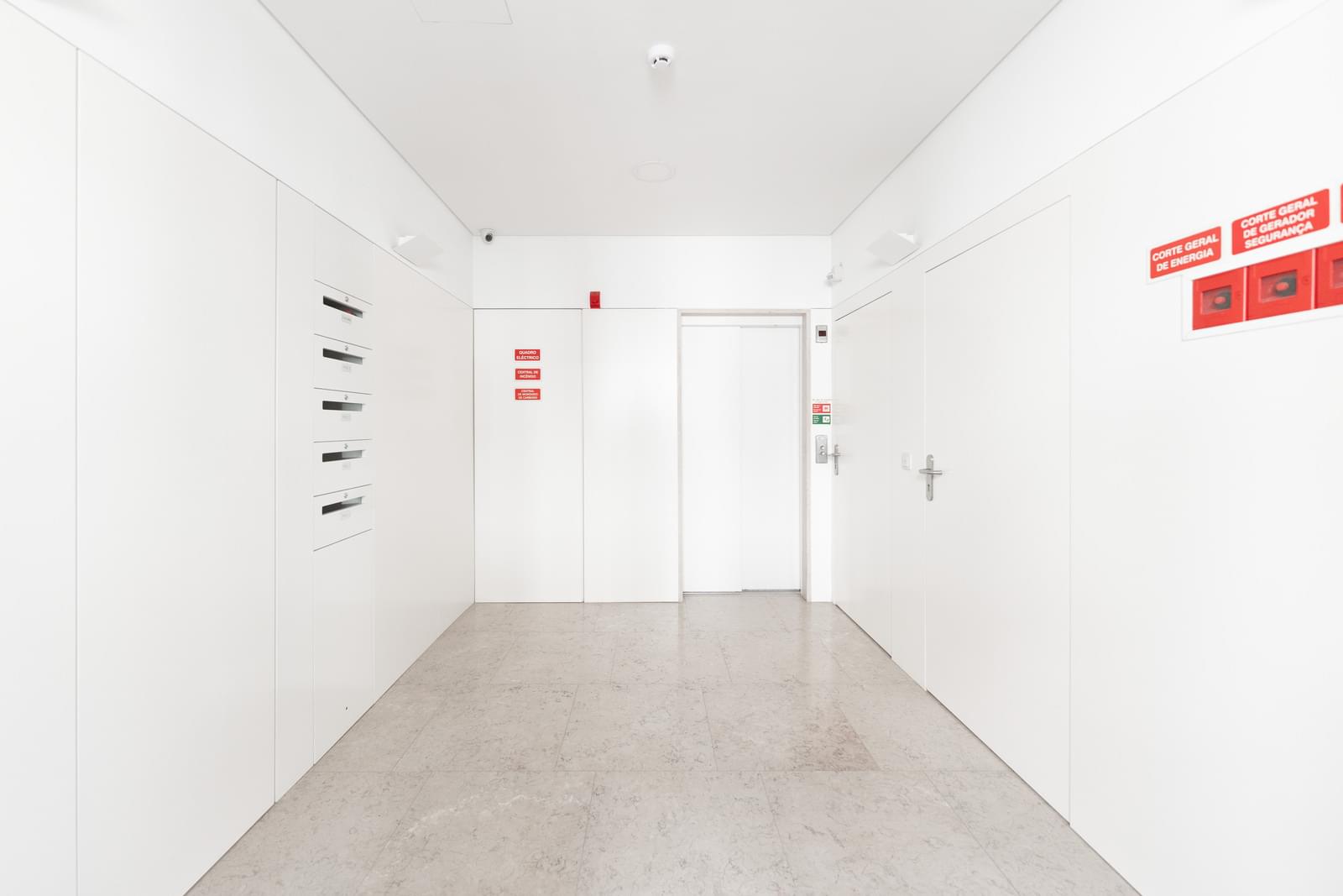 Duplex T3 + 2 com jardim, Lapa, Lisboa - Imagem 43