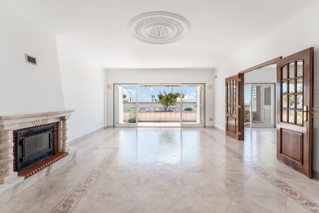 3 Bedroom Apartment with a view, Parque dos Poetas, Oeiras 694666946
