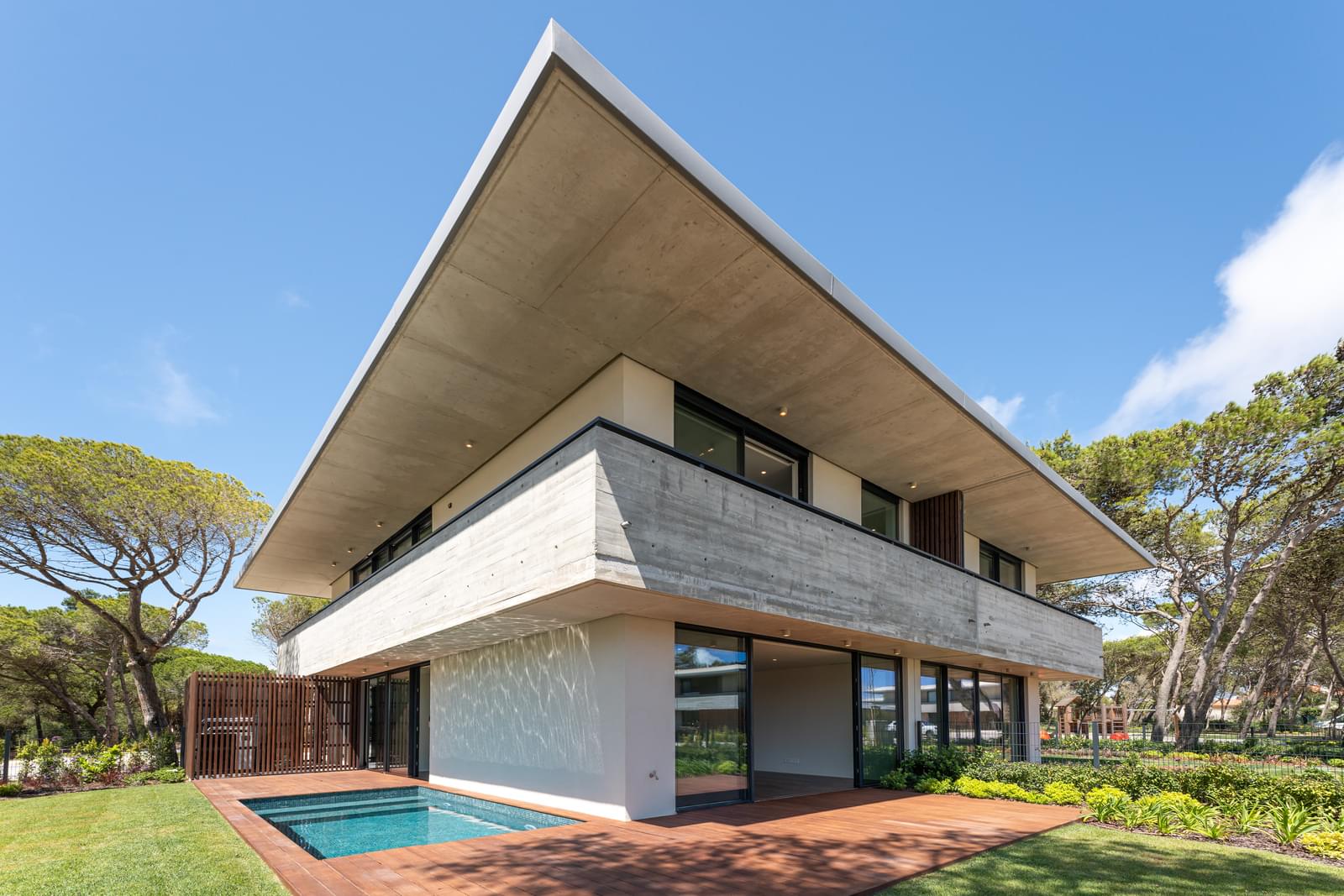 Moradia Geminada T3 com piscina, Areia, Cascais - Imagem 36