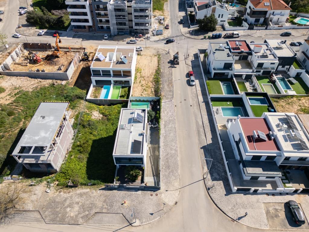 Plot 217 m2, Quinta da Amizade, Setúbal