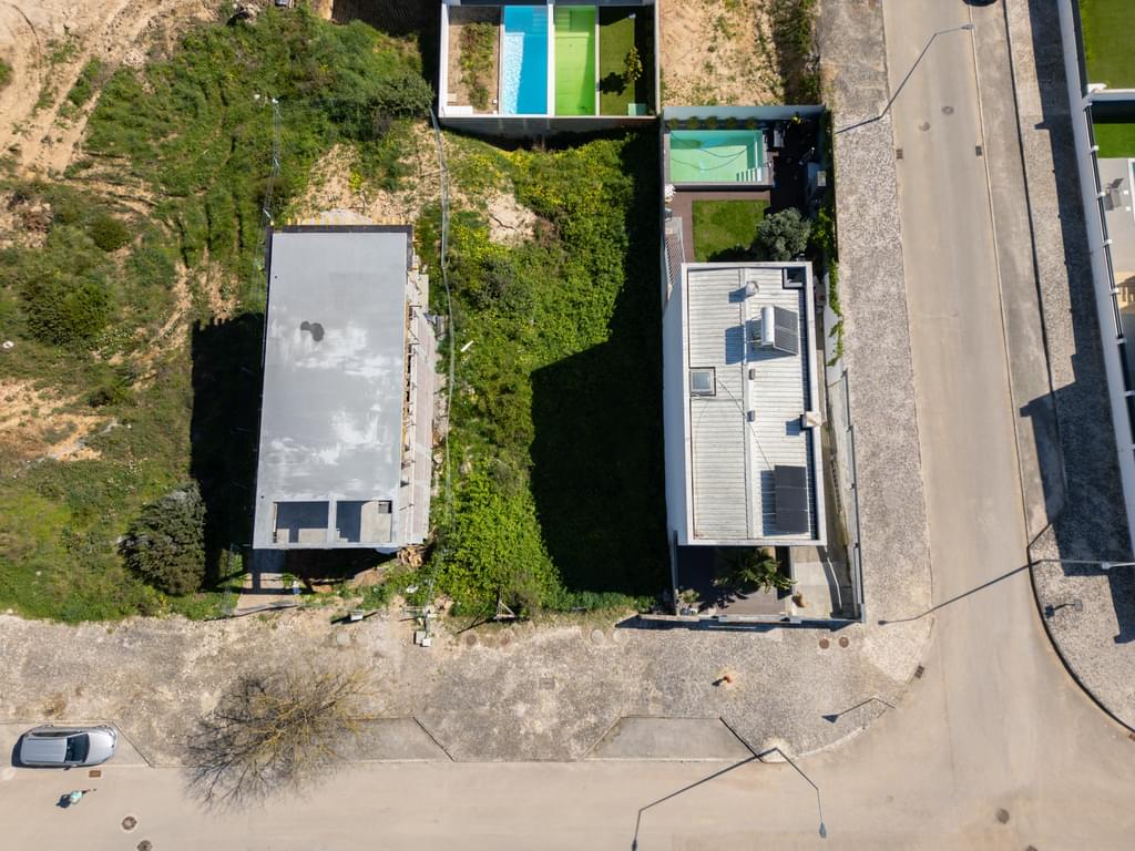Plot 217 m2, Quinta da Amizade, Setúbal