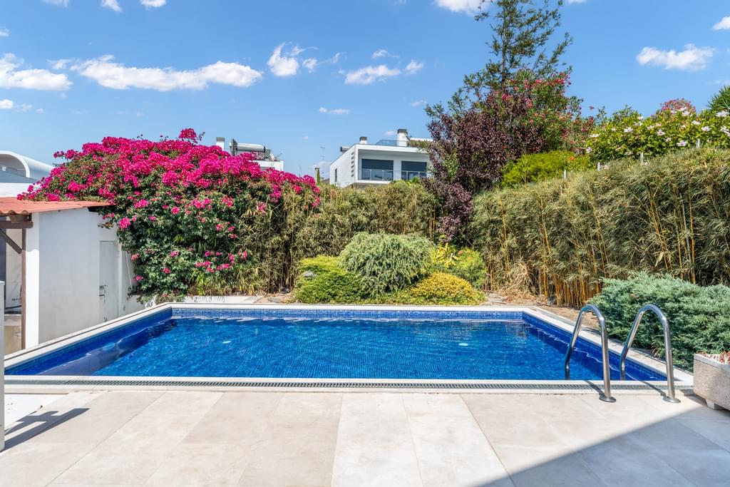 3 Bedroom Semi-detached house with swimming pool, São Pedro do Estoril, Cascais 2554096855