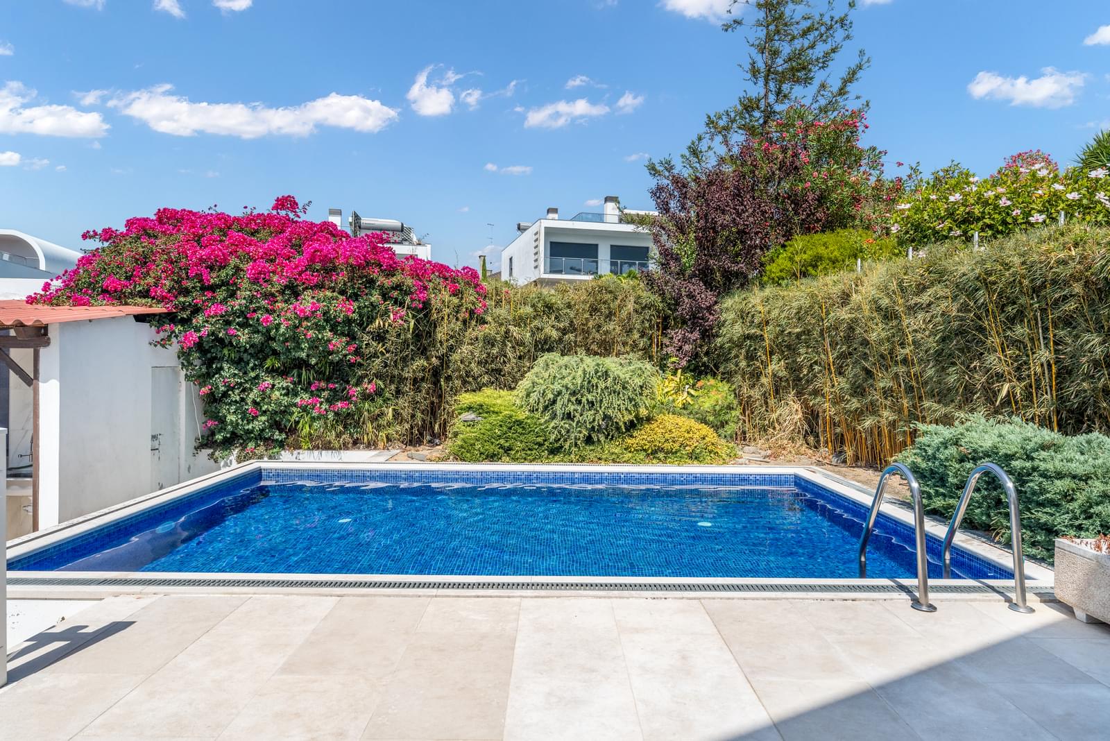 Moradia Geminada T3 + 1 com piscina, São Pedro do Estoril, Cascais - Imagem 3