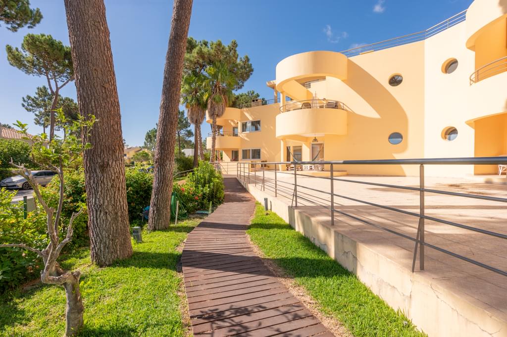 2 Bedroom Apartment with parking Soltroia Grandola