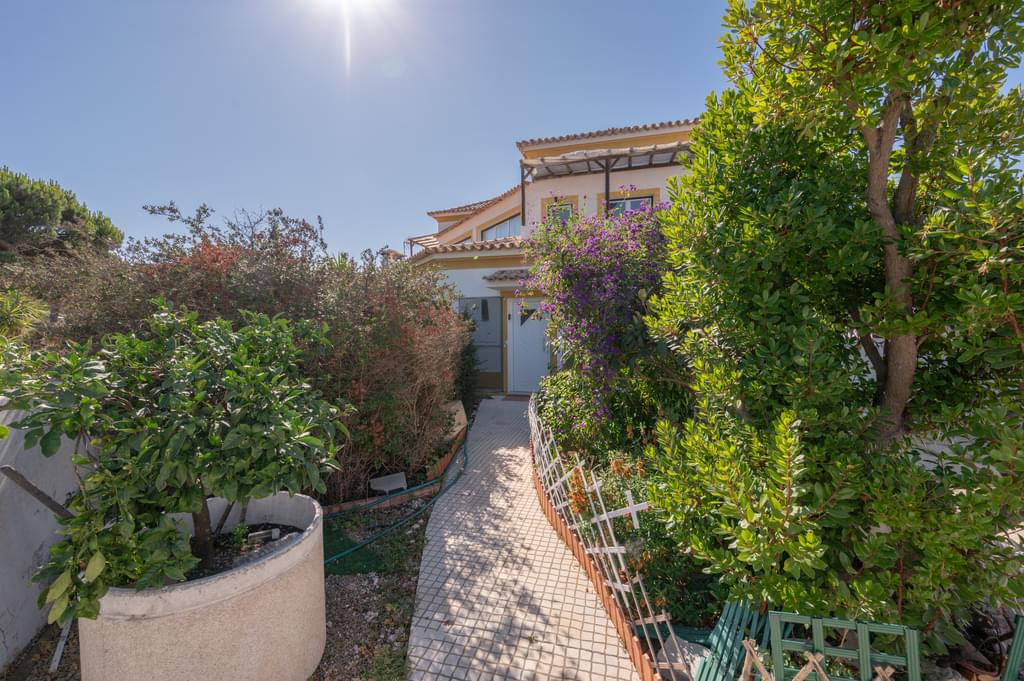 4 Bedroom Detached house with garden, Carvalhal, Grandola 1006184018