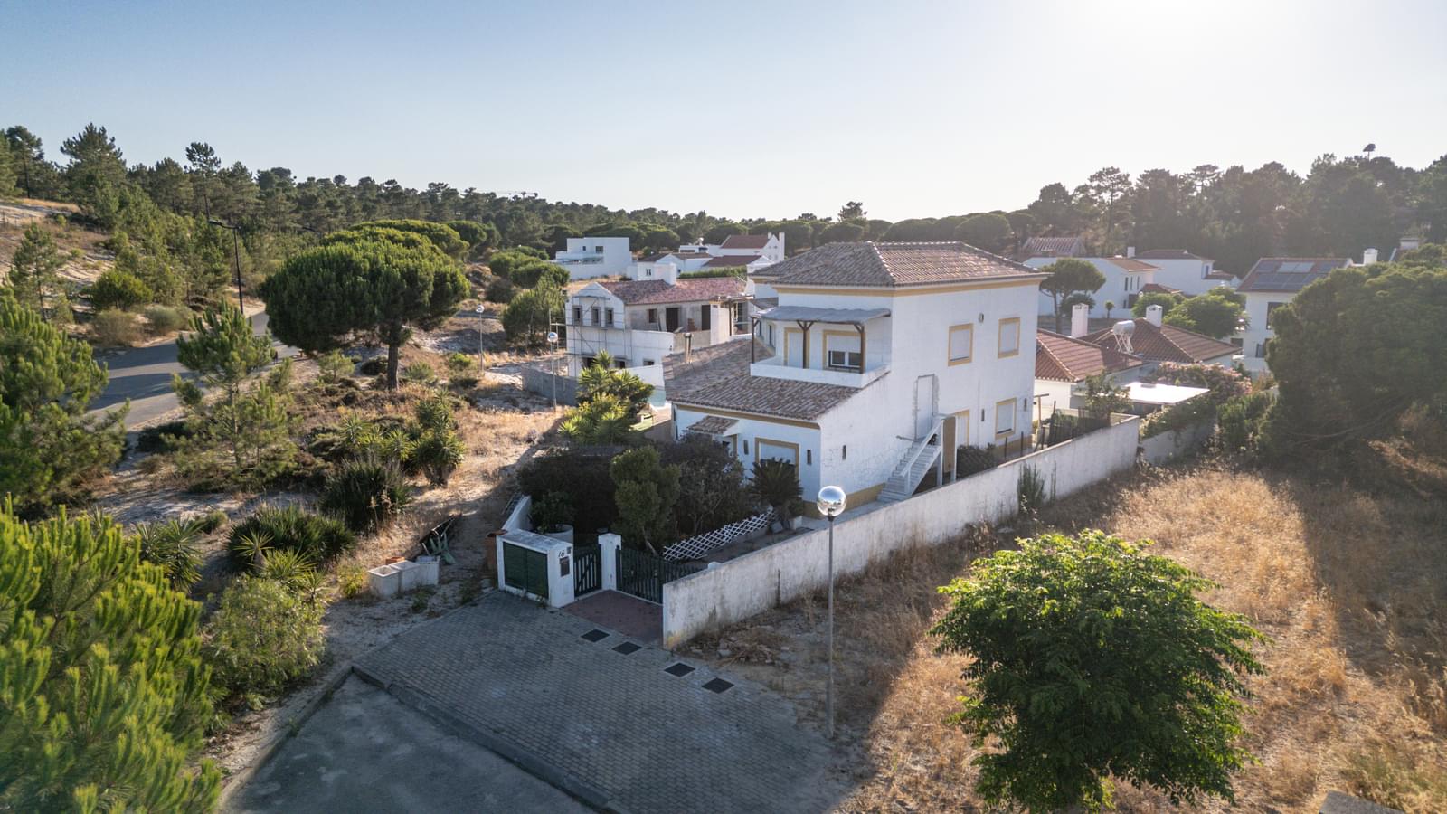 Moradia Isolada T4 com jardim, Carvalhal, Grandola - Imagem 27