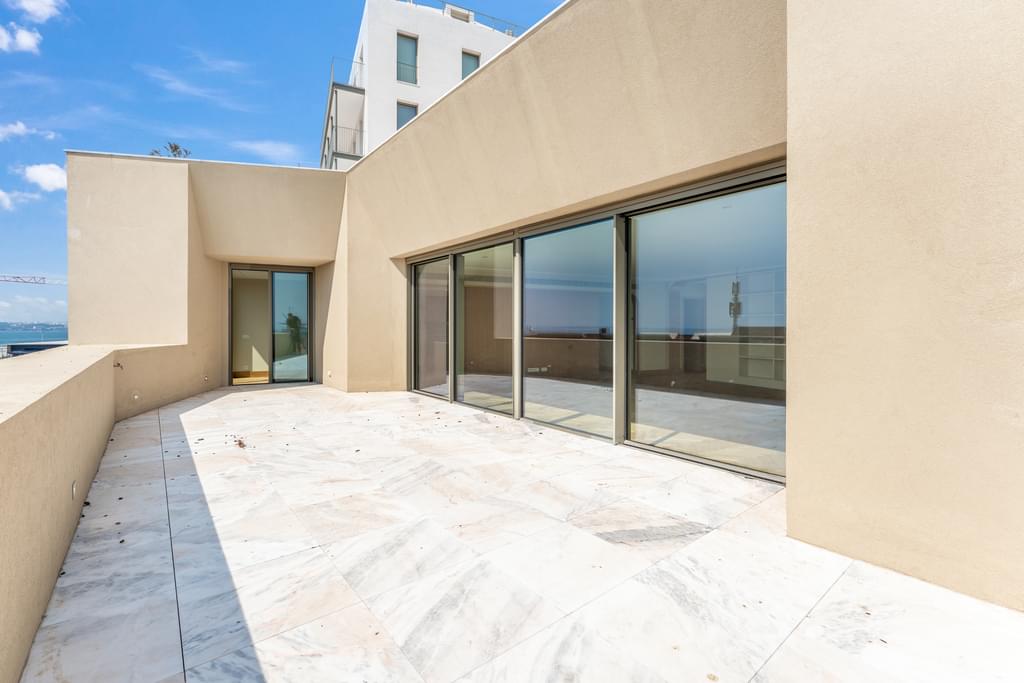 4 Bedroom Penthouse with garden, São Vicente, Lisboa 4062449550