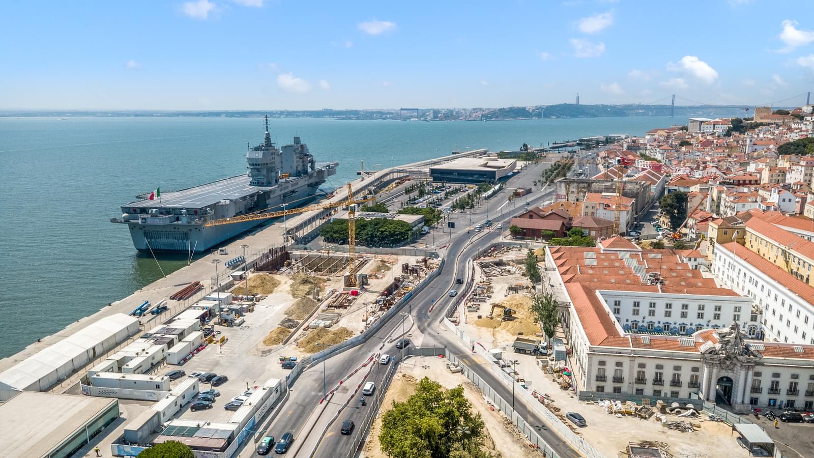 Penthouse T4 com jardim, São Vicente, Lisboa - Imagem 35