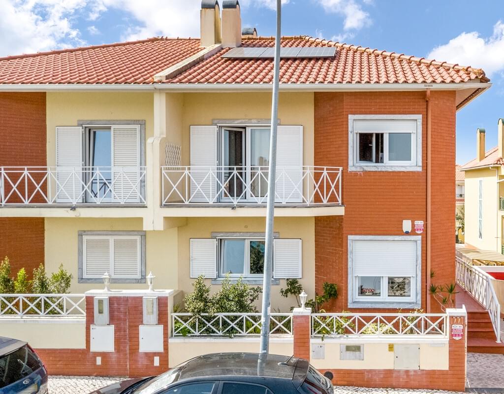 3 Bedroom Semi-detached house with parking, Sintra 3477895238