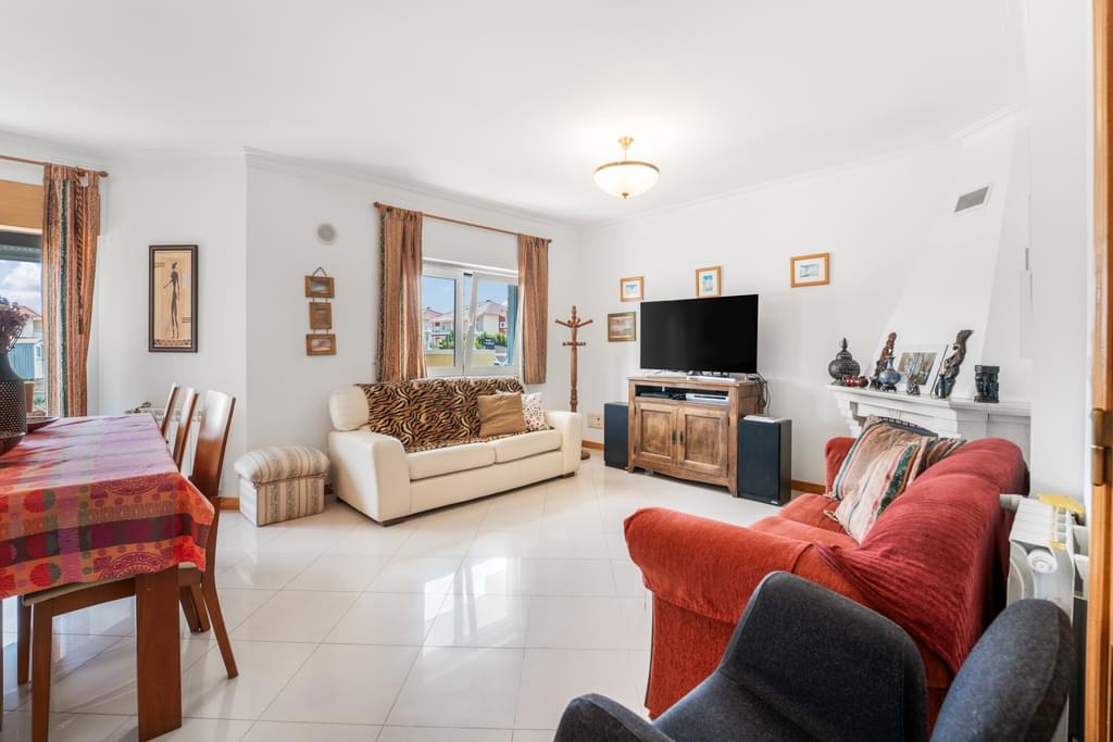 3 Bedroom Semi-detached house with parking, Sintra 3477895238