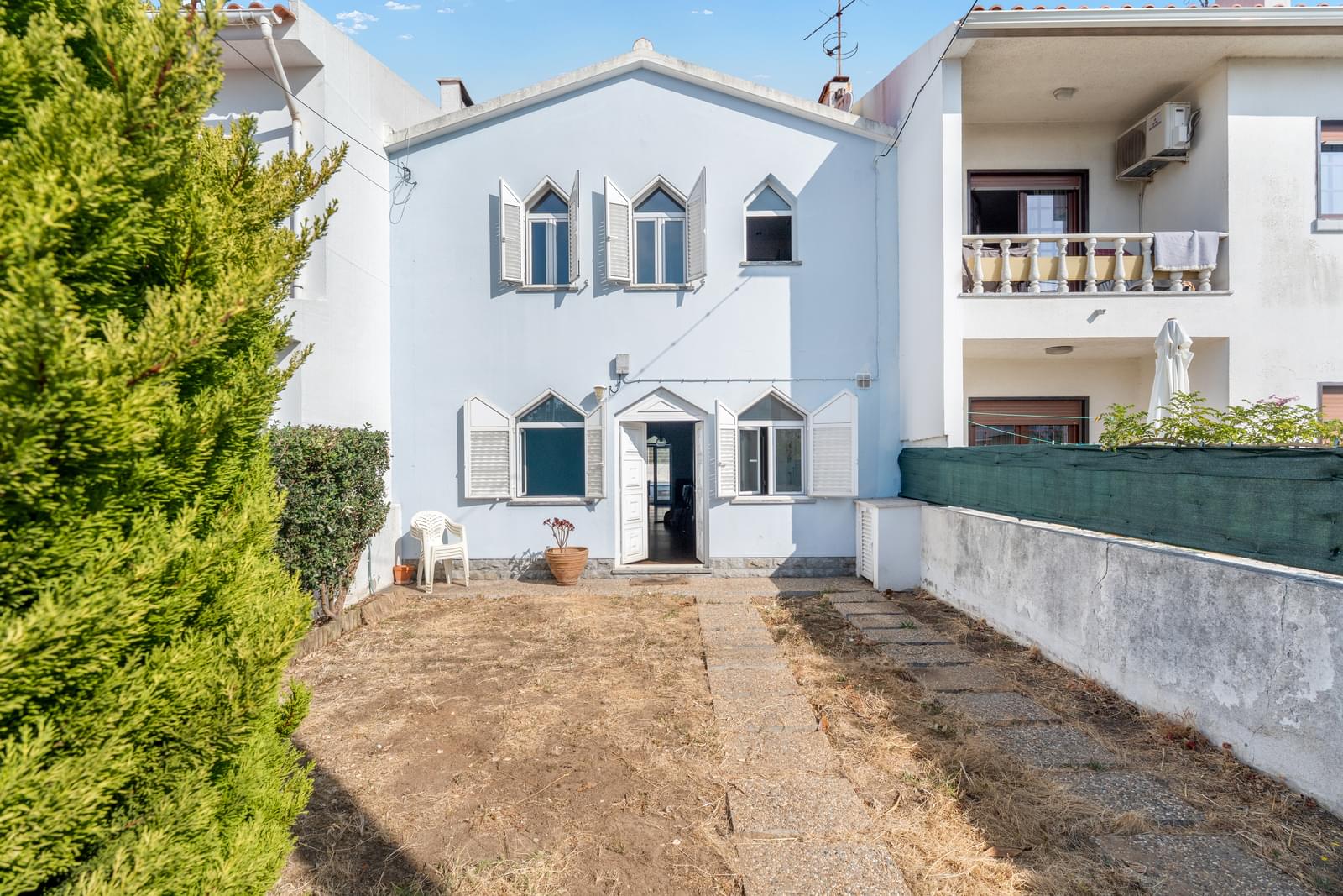 Moradia T1 + 2 com jardim, Alcabideche, Cascais - Imagem 1