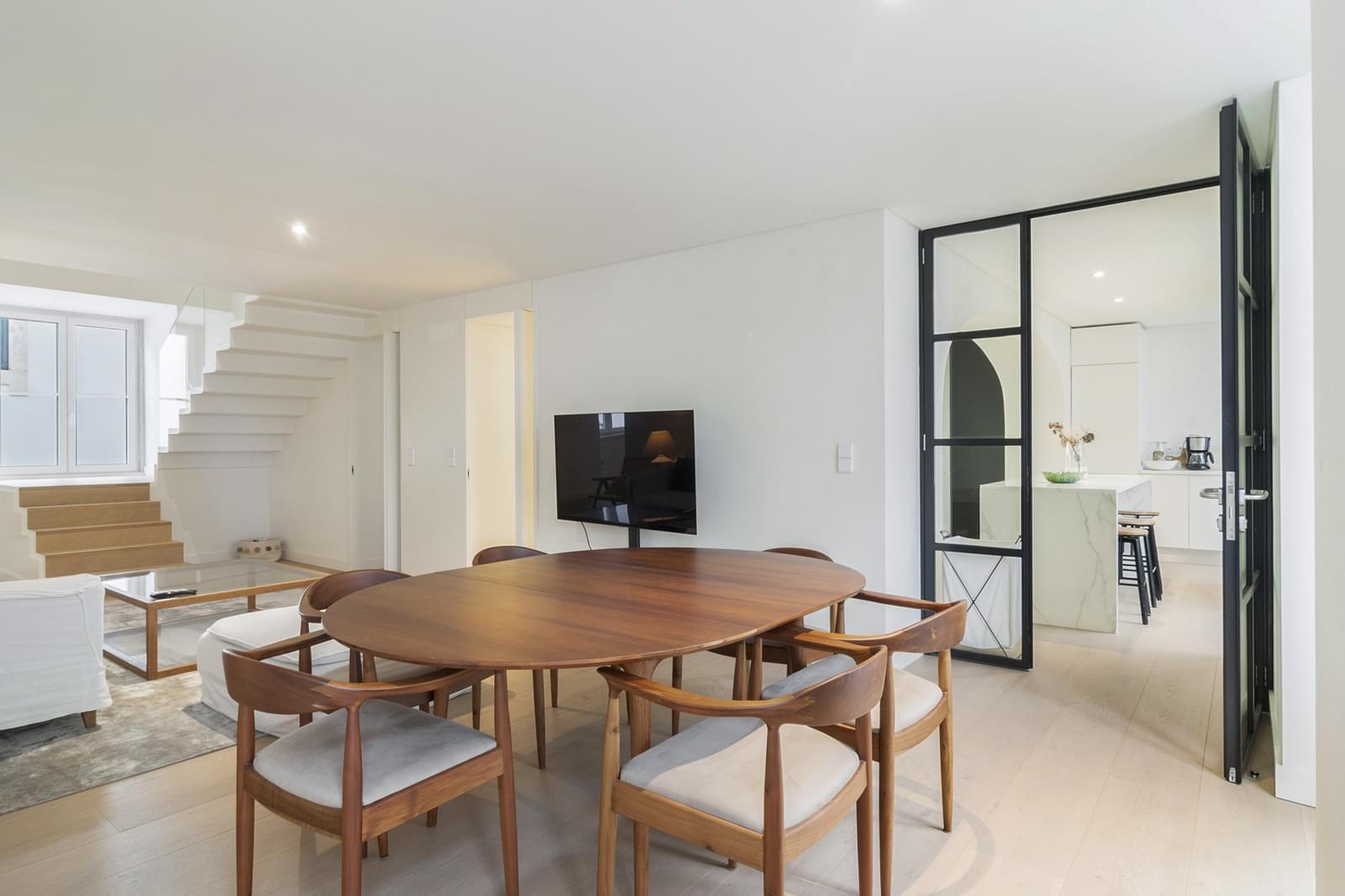 Apartamento T3 com jardim, Campo Mártires da Pátria, Lisboa - Imagem 7