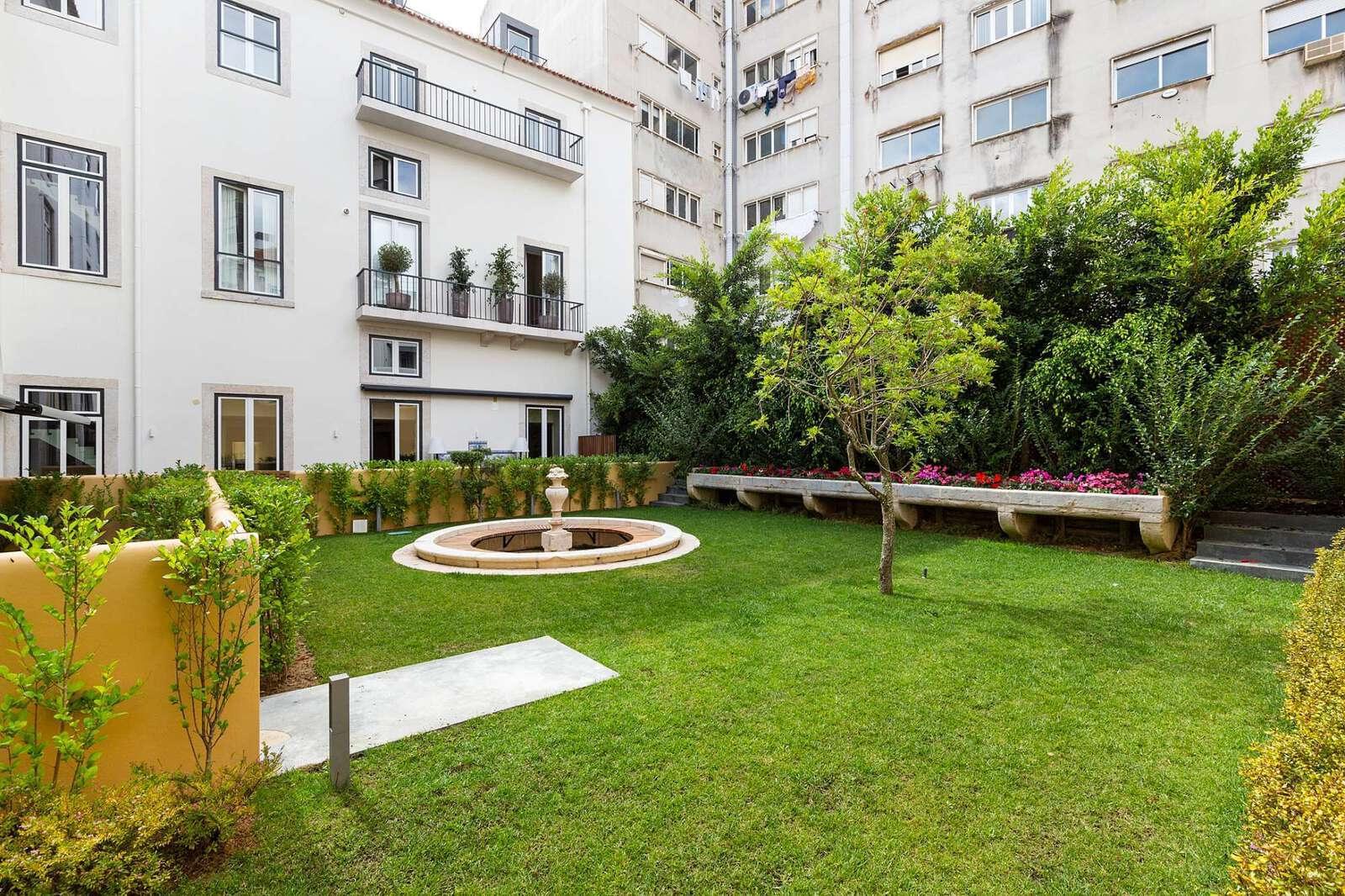 Apartamento T3 com jardim, Campo Mártires da Pátria, Lisboa - Imagem 29