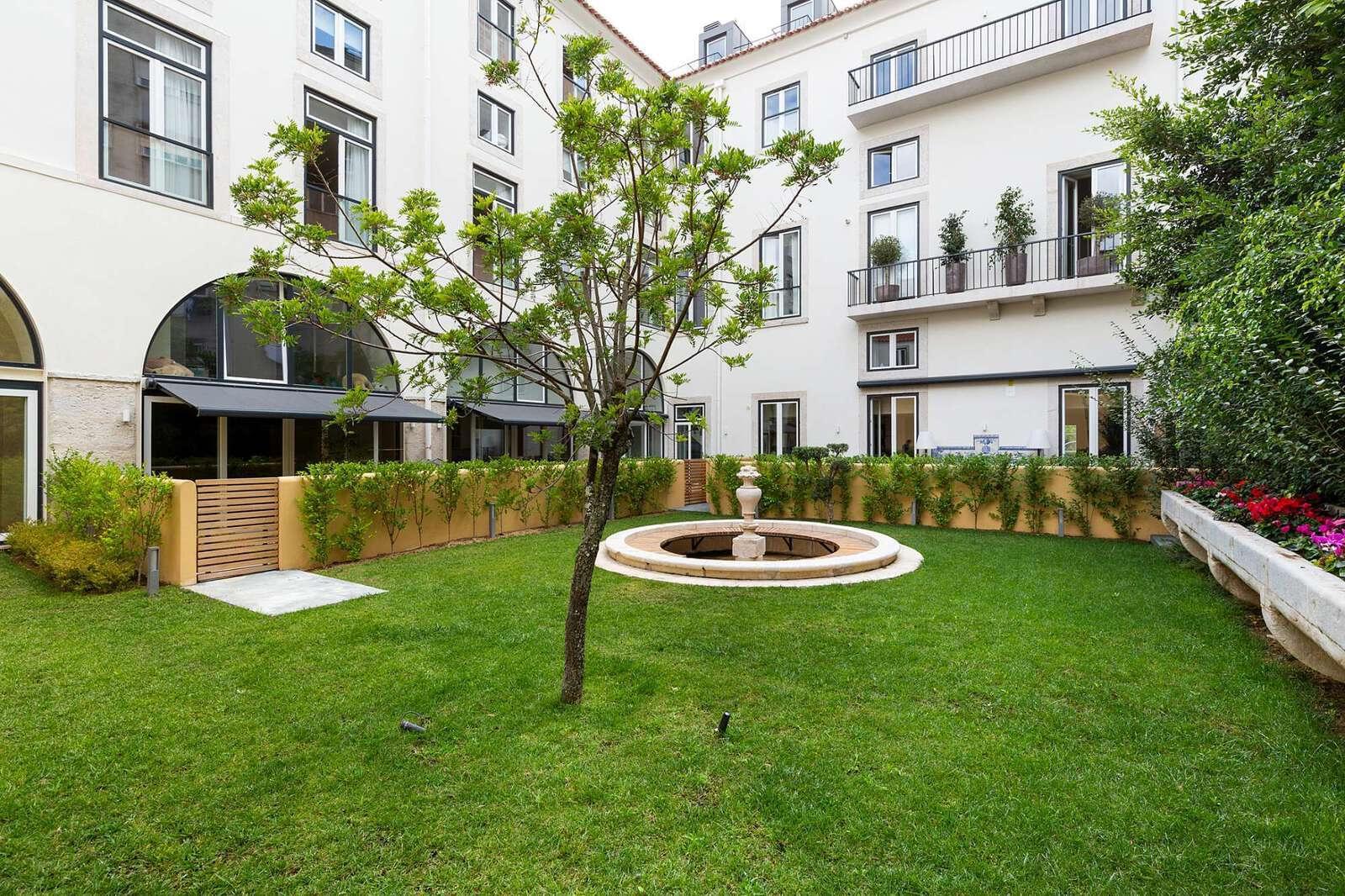 Apartamento T3 com jardim, Campo Mártires da Pátria, Lisboa - Imagem 4