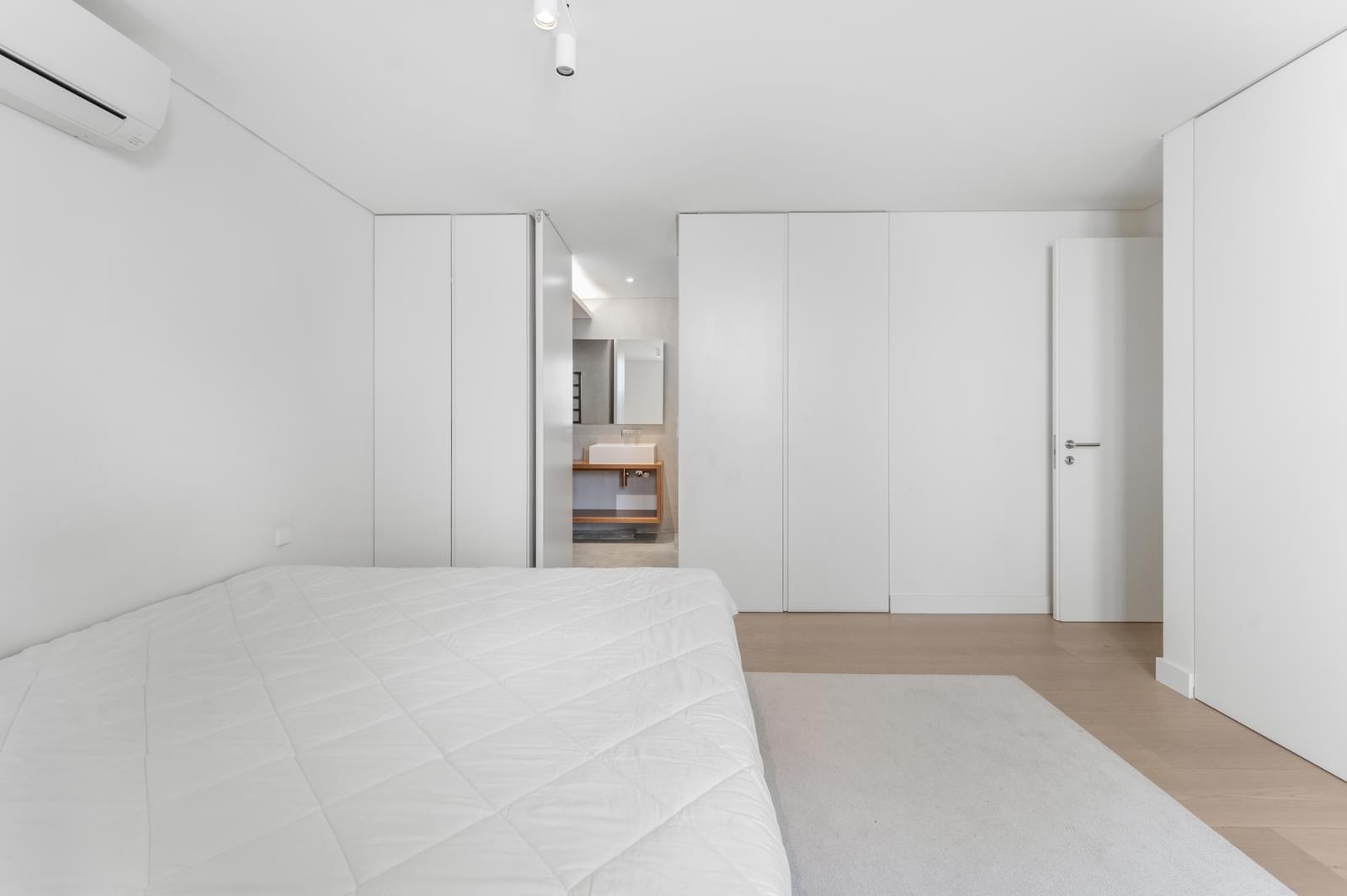 3 Bedroom Apartment/Flat's Image 18