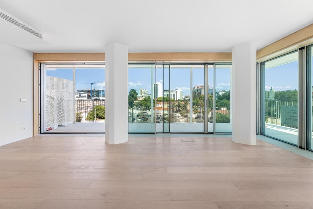 2 Bedroom Apartment with garden, Praça de Espanha, Lisboa 3117499908