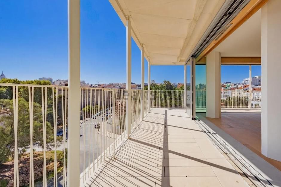 Apartamento T2 com piscina, Praça de Espanha, Lisboa - Imagem 1