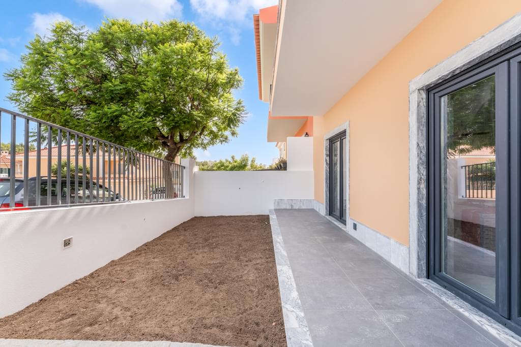 3 Bedroom Semi-detached house with garden, Alto dos Gaios, Cascais 3074259762