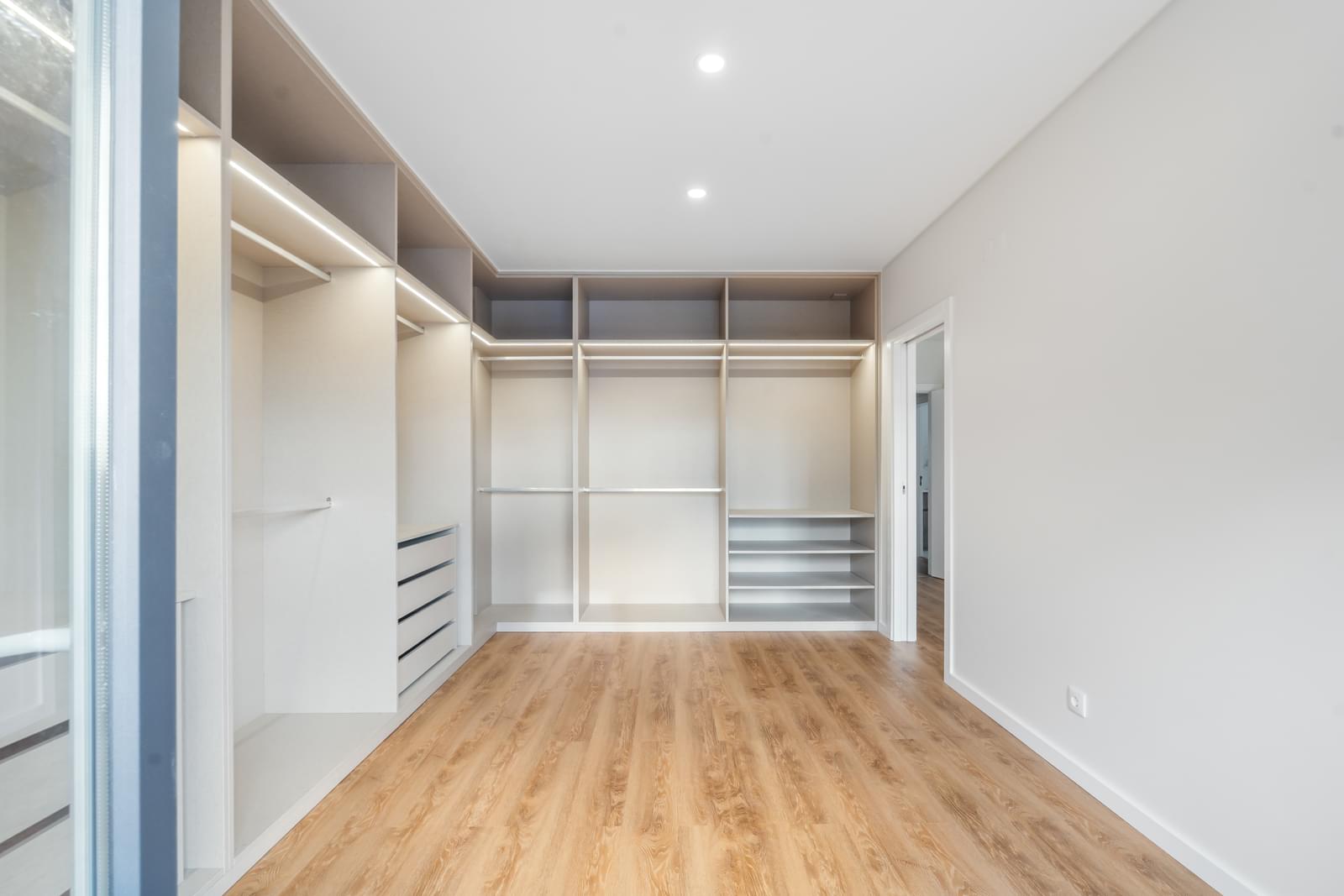 Moradia Geminada T3 + 1 com jardim, Alto dos Gaios, Cascais - Imagem 17